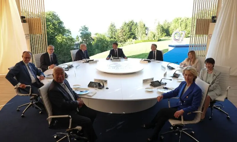 Japan's Prime Minister Sanae Takaichi, Germany's Chancellor Friedrich Merz, Italy's Prime Minister Giorgia Meloni, US President Donald Trump, European Commission President Ursula von der Leyen, Canadian Prime Minister Mark Carney, Britain's Prime Minister Keir Starmer, European Council President Antonio Costa and French President Emmanuel Macron attend a working leader’s dinner during the G7 summit in Evian-les-Bains, France, June 15, 2026. — Reuters Japan's Prime Minister Sanae Takaichi, Germany's Chancellor Friedrich Merz, Italy's Prime Minister Giorgia Meloni, US President Donald Trump, European Commission President Ursula von der Leyen, Canadian Prime Minister Mark Carney, Britain's Prime Minister Keir Starmer, European Council President Antonio Costa and French President Emmanuel Macron attend a working leader’s dinner during the G7 summit in Evian-les-Bains, France, June 15, 2026. — Reuters