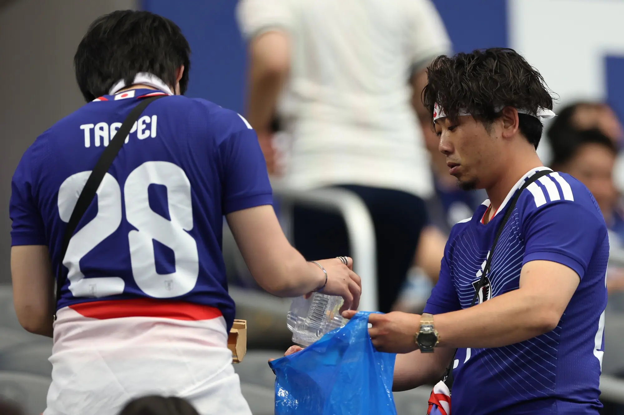 Japanese men told to help clean their homes, not just World Cup stadiums