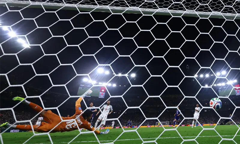 MONTERREY: Japan’s Ayase Ueda (second R) scores during the Group ‘F’ match against Tunisia at Estadio Monterrey.—Reuters MONTERREY: Japan’s Ayase Ueda (second R) scores during the Group ‘F’ match against Tunisia at Estadio Monterrey.—Reuters