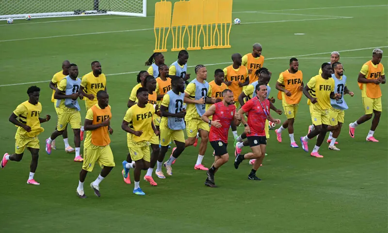 HOUSTON: DR Congo players take part in a practice session at the Houston Training Centre.—AFP HOUSTON: DR Congo players take part in a practice session at the Houston Training Centre.—AFP