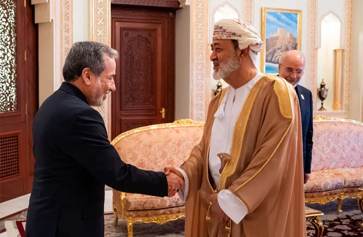 Oman&rsquo;s Sultan Haitham bin Tarik receives Iranian Foreign Minister Abbas Araghchi.&mdash;AFP
