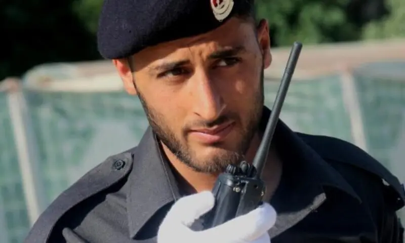Mohammad Umair, international Wushu athlete and police officer, on security duty in Quetta. — Balochistan Police Sports Board