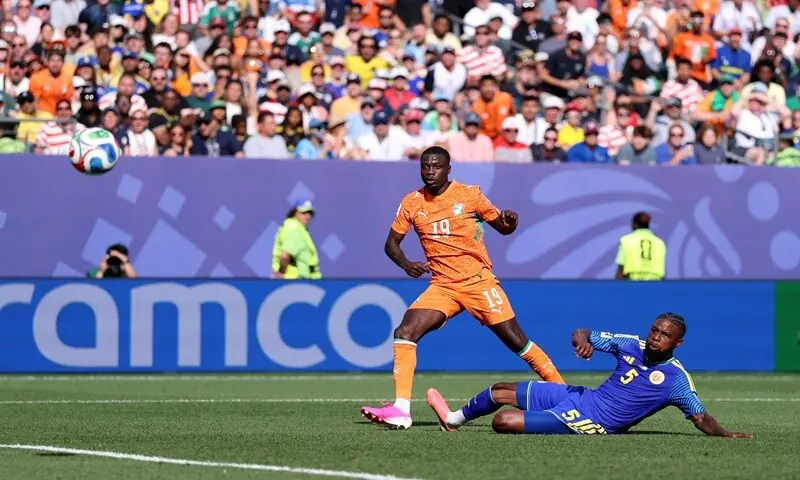 Ivory Coast's Nicolas Pepe (L) scores against Curacao during their 2026 FIFA World Cup Group 'E' match at the Philadelphia Stadium in Philadelphia on June 26, 2026.&mdash; AFP