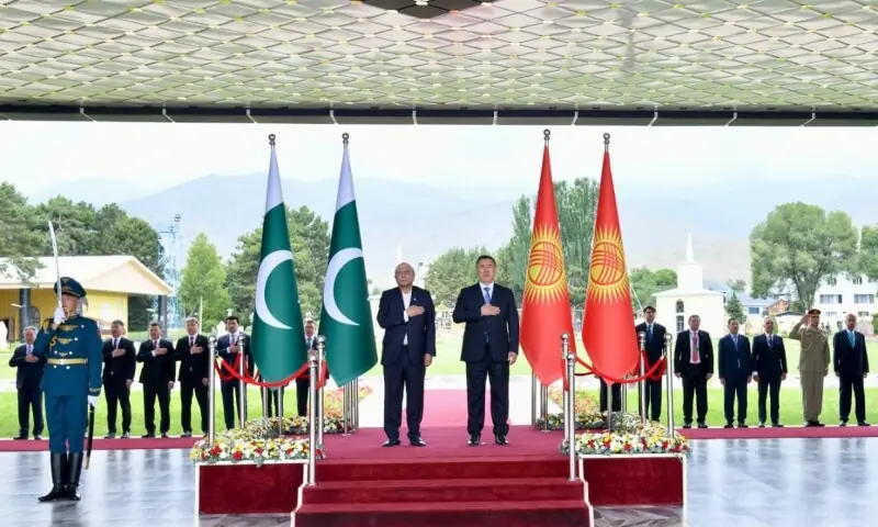 President Asif Ali Zardari and his Kyrgyz counterpart Sadyr Japarov are in a ceremony to welcome the former in Kyrgyzstan. &mdash; @MediaCellPPP/X
