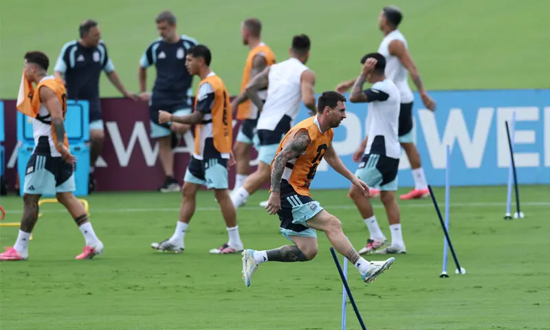 MARIETTA (Georgia): Argentina&rsquo;s Lionel Messi takes part in physical drills during a practice session at the Atlanta United Training Centre.&mdash;Reuters