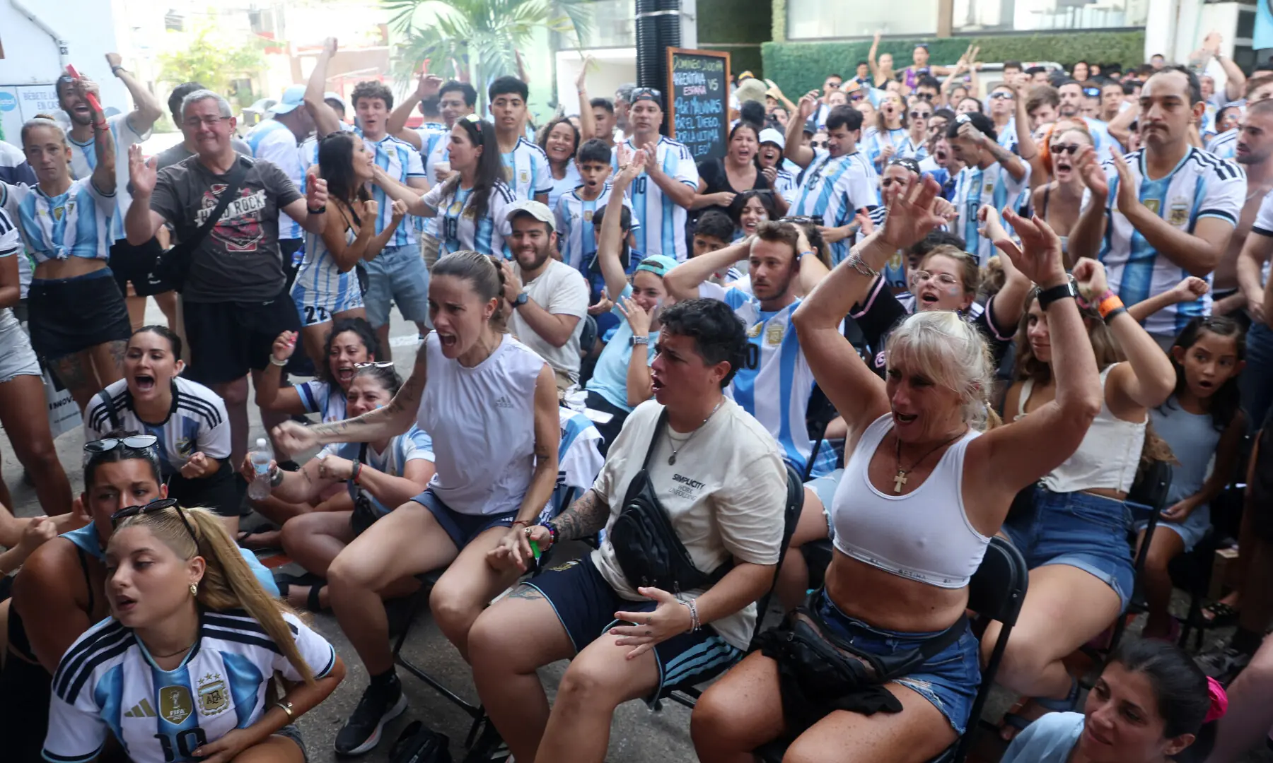 Argentina fans react as they watch the FIFA World Cup 2026 final between Argentina and Spain in Playa del Carmen, Mexico. &mdash; Reuters
