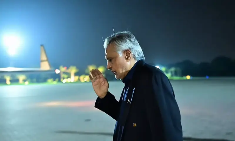 Deputy Prime Minister and Foreign Minister Ishaq Dar departs for Amman, Jordan on August 4. — screengrab via ForeignOfficePk/X Deputy Prime Minister and Foreign Minister Ishaq Dar departs for Amman, Jordan on August 4. — screengrab via ForeignOfficePk/X