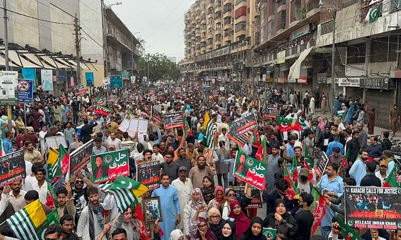 PTI demonstrators stage a protest in Karachi’s Saddar Town area on August 5, 2026. — Photo courtesy PTI