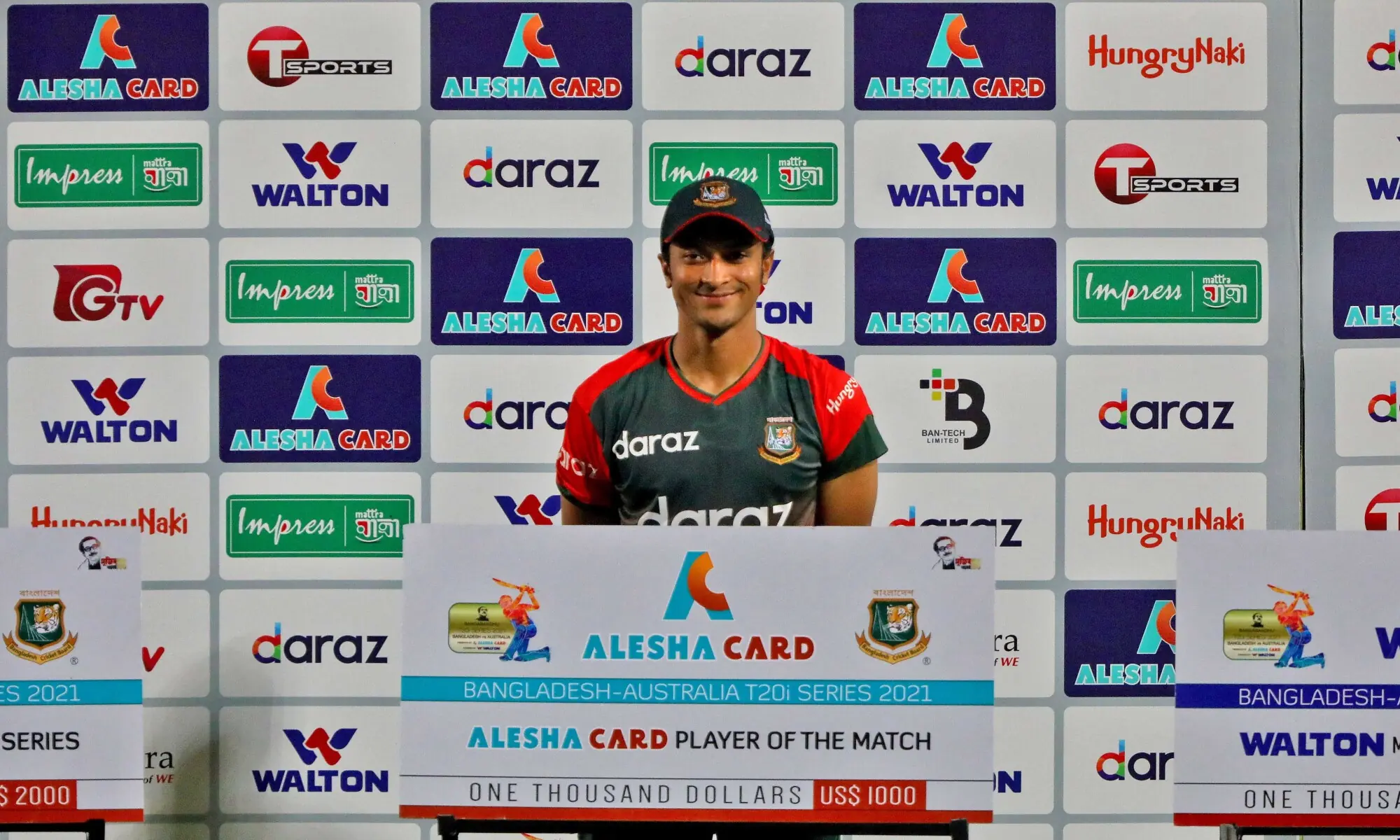 Bangladesh's Shakib Al Hasan poses with his player of the match award after the fifth Twenty20 International against Australia at the Sher-e-Bangla National Cricket Stadium, Dhaka on August 9, 2021. — Reuters Bangladesh's Shakib Al Hasan poses with his player of the match award after the fifth Twenty20 International against Australia at the Sher-e-Bangla National Cricket Stadium, Dhaka on August 9, 2021. — Reuters