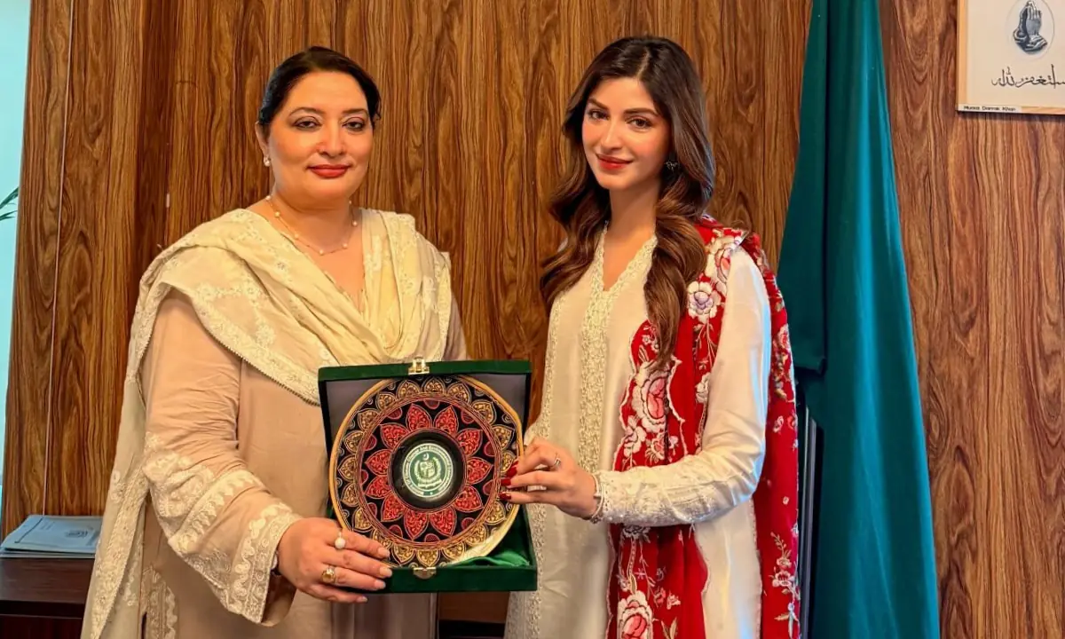 From TV politics to the real deal: Kinza Hashmi visits National Assembly after MNAs appreciate her work