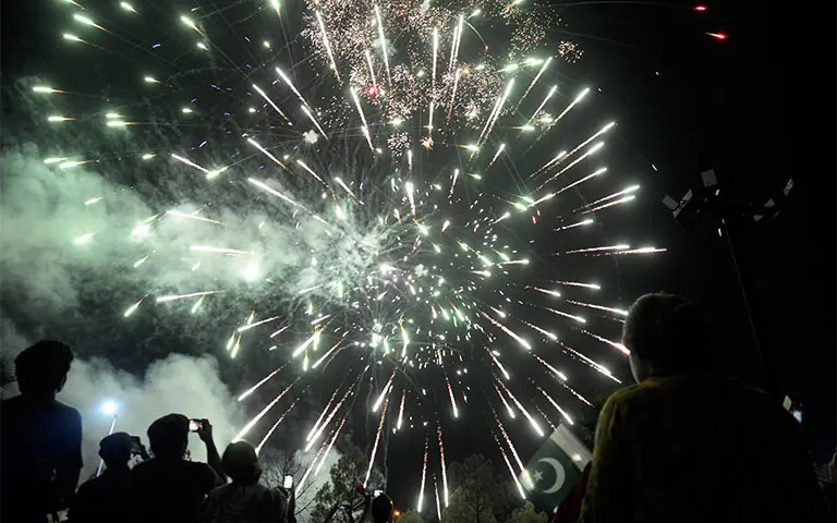 ISLAMABAD: People gather to watch a fireworks display, held to mark the signing of the Makkah Joint Defence Agreement between Pakistan, Saudi Arabia and Turkiye, in New Blue Area.—Mohammad Asim/White Star ISLAMABAD: People gather to watch a fireworks display, held to mark the signing of the Makkah Joint Defence Agreement between Pakistan, Saudi Arabia and Turkiye, in New Blue Area.—Mohammad Asim/White Star