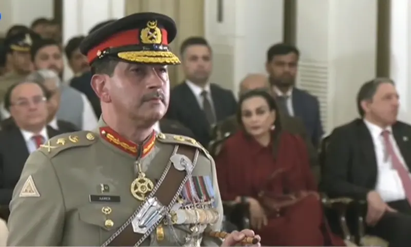 General Aamer Raza at the ceremony. — Dawn News General Aamer Raza at the ceremony. — Dawn News