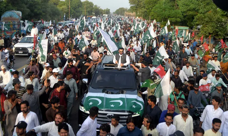 PPP leaders, workers and supporters take part in an Independence Day car rally in Hyderabad.—Dawn PPP leaders, workers and supporters take part in an Independence Day car rally in Hyderabad.—Dawn