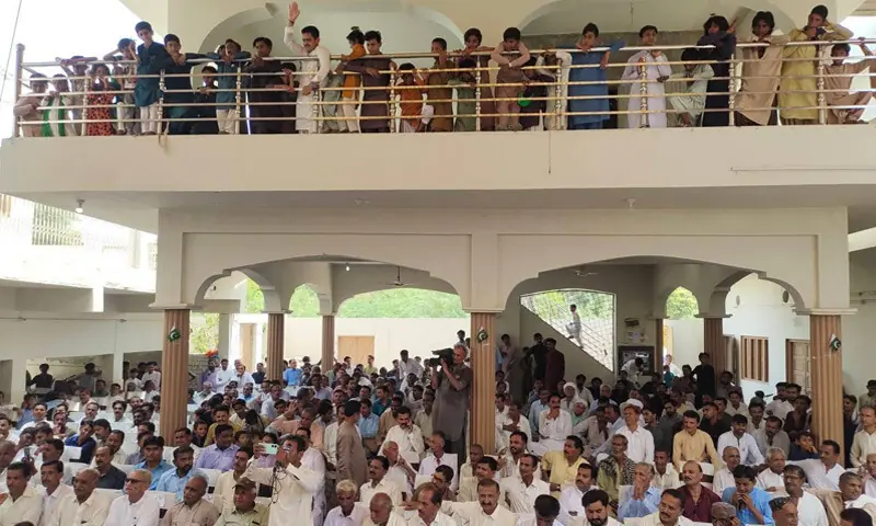 MEMBERS of Meghwar community attend the gathering held in Mirpur Mathelo town of Ghotki district.—Dawn MEMBERS of Meghwar community attend the gathering held in Mirpur Mathelo town of Ghotki district.—Dawn