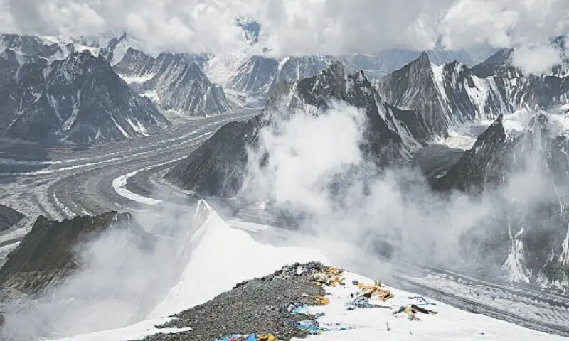 THIS PHOTOGRAPH, taken by Hungarian mountaineer László Csomor, shows the Baltoro Glacier as seen from Camp 3 on Broad Peak. This area would normally be covered with snow, but this year, signs of glacial recession are clearly visible from this vantage point. — Dawn/ File THIS PHOTOGRAPH, taken by Hungarian mountaineer László Csomor, shows the Baltoro Glacier as seen from Camp 3 on Broad Peak. This area would normally be covered with snow, but this year, signs of glacial recession are clearly visible from this vantage point. — Dawn/ File