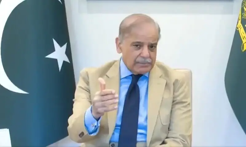 Prime Minister Shehbaz Sharif met Petroleum Minister Ali Pervaiz Malik on Wednesday. — Photo courtesy PMO Prime Minister Shehbaz Sharif met Petroleum Minister Ali Pervaiz Malik on Wednesday. — Photo courtesy PMO