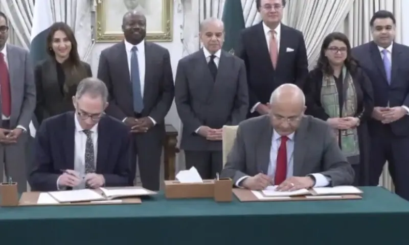 Pakistan and Google sign an important memorandum of understanding during a reception hosted by Prime Minister Shehbaz Sharif in Islamabad on Aug 21. &mdash;Screengrab via Pakistan TV/X