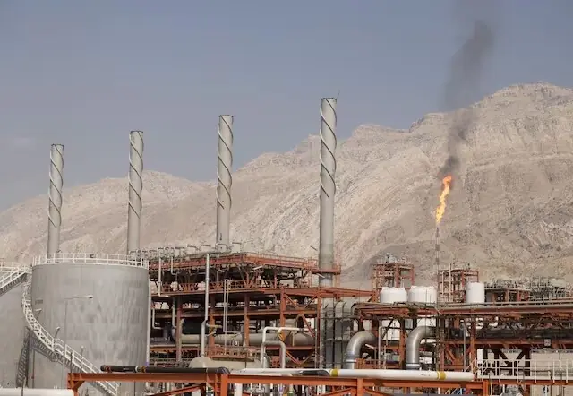 A general view shows a unit of South Pars Gas field in Asalouyeh Seaport, north of Persian Gulf, Iran November 19, 2015. &mdash; Reuters/File