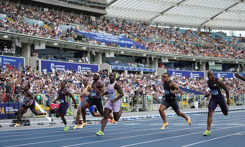Jamaica’s Oblique Seville (R) crosses the finish line to win the 100m final of the Silesia Diamond League at the Silesia Stadium.—Reuters Jamaica’s Oblique Seville (R) crosses the finish line to win the 100m final of the Silesia Diamond League at the Silesia Stadium.—Reuters