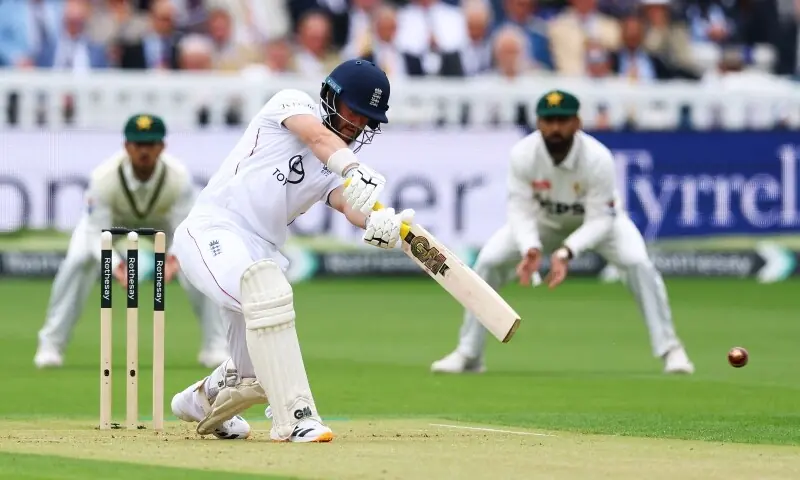 England's Ben Duckett in action against Pakistan in the second Test at Lord's Cricket Ground on August 27. — Reuters England's Ben Duckett in action against Pakistan in the second Test at Lord's Cricket Ground on August 27. — Reuters