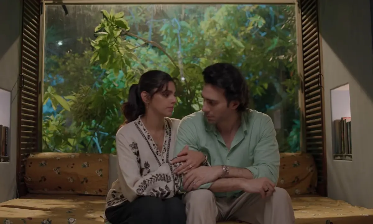 Sanam Saeed and Emmad Irfani return to screens together in first teaser for Gulbahar