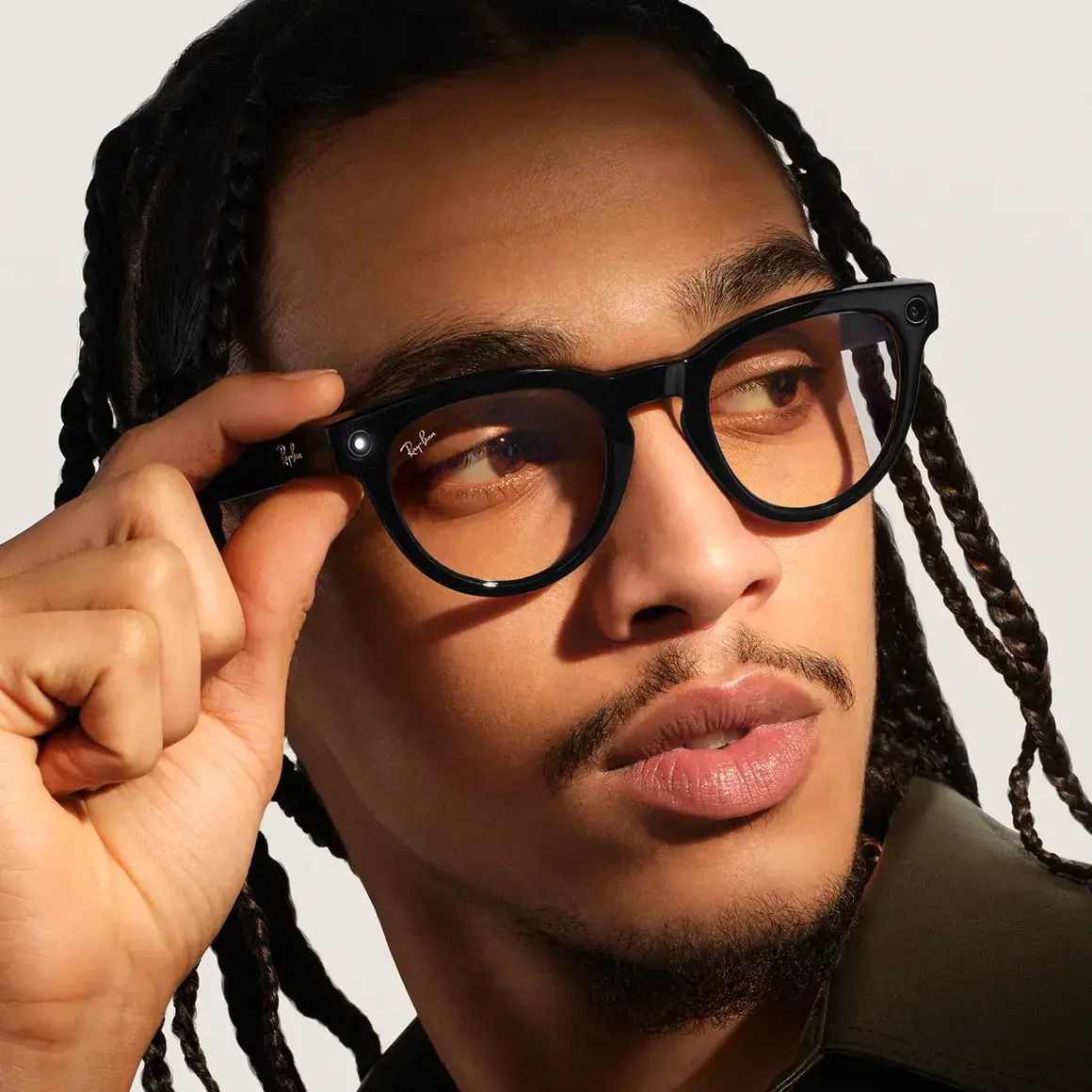 The recording light on the Meta glasses. Photo: Meta