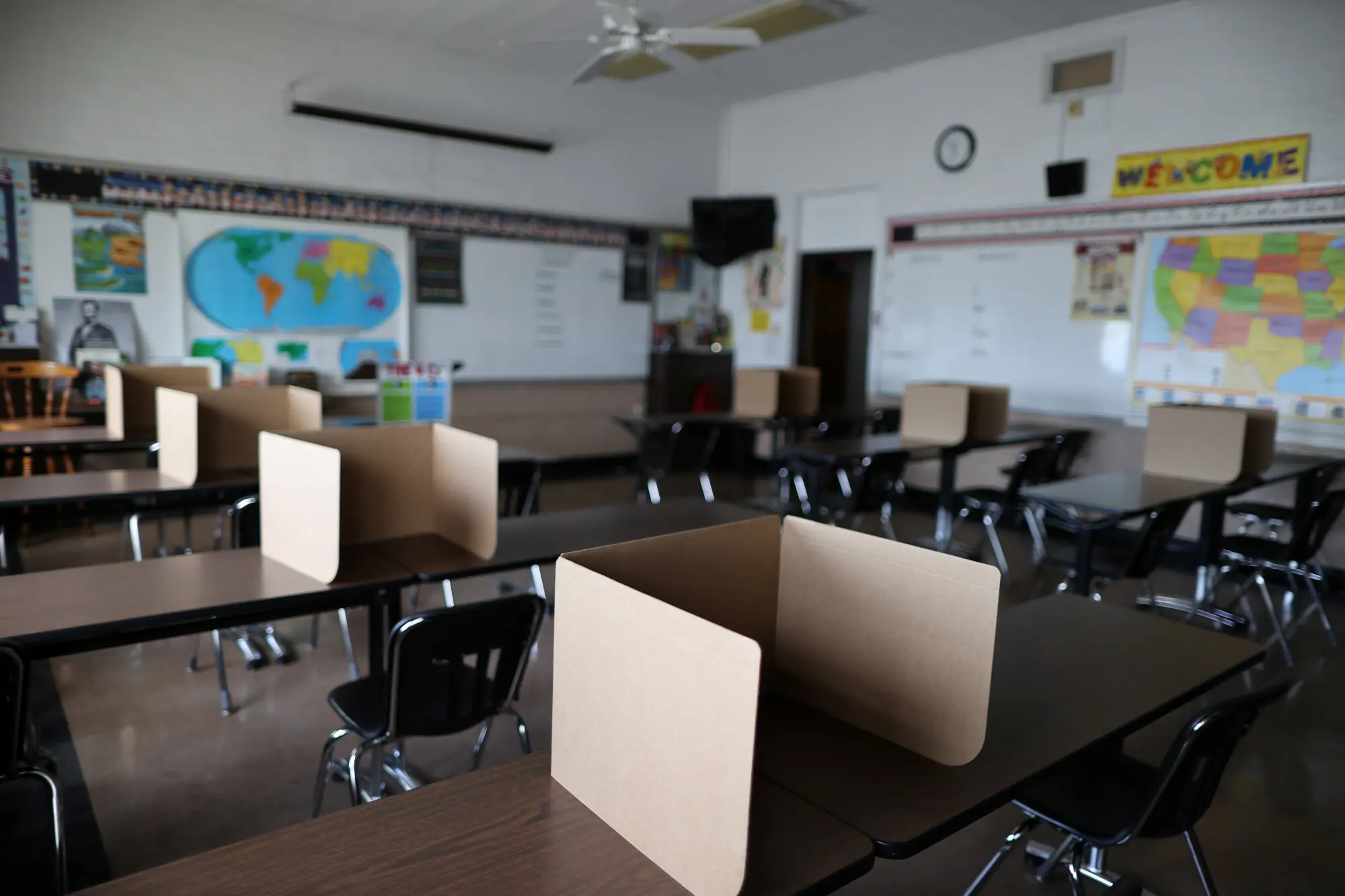 Los Angeles is banning generative AI in schools