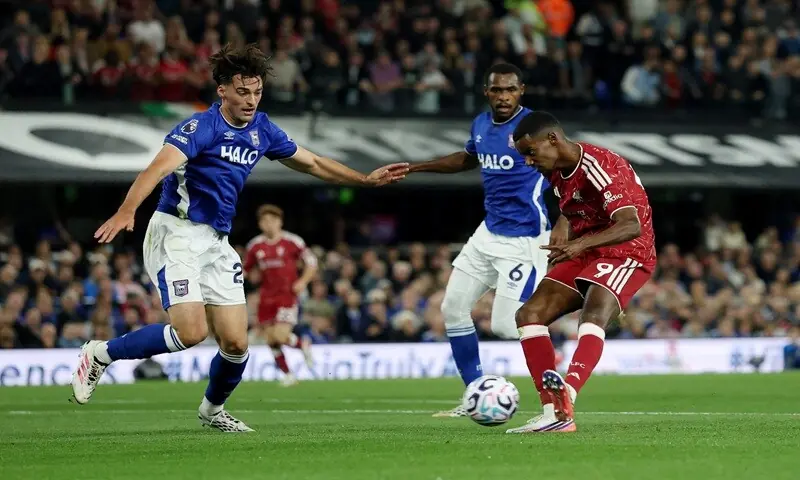 Liverpool's Alexander Isak (R) shoots to score against Ipswich Town during their Premier League match at Portman Road in Ipswich on September 4, 2026.—Reuters Liverpool's Alexander Isak (R) shoots to score against Ipswich Town during their Premier League match at Portman Road in Ipswich on September 4, 2026.—Reuters