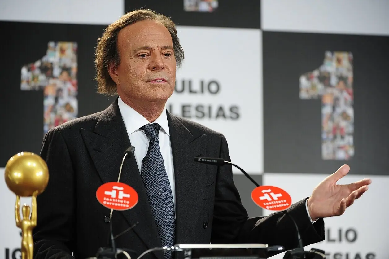 Spanish singer Julio Iglesias facing another sexual abuse complaint from former employees Spanish singer Julio Iglesias facing another sexual abuse complaint from former employees