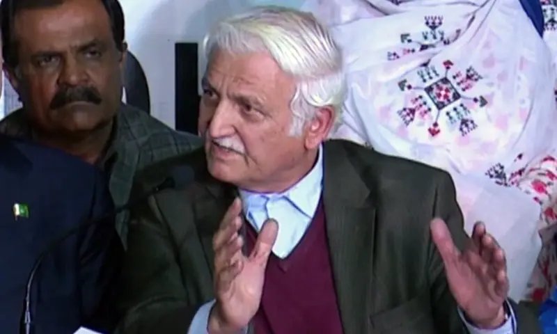 PPP leader and former senator Farhatullah Babar speaks at a press conference in Karachi on Friday. — DawnNewsTV PPP leader and former senator Farhatullah Babar speaks at a press conference in Karachi on Friday. — DawnNewsTV