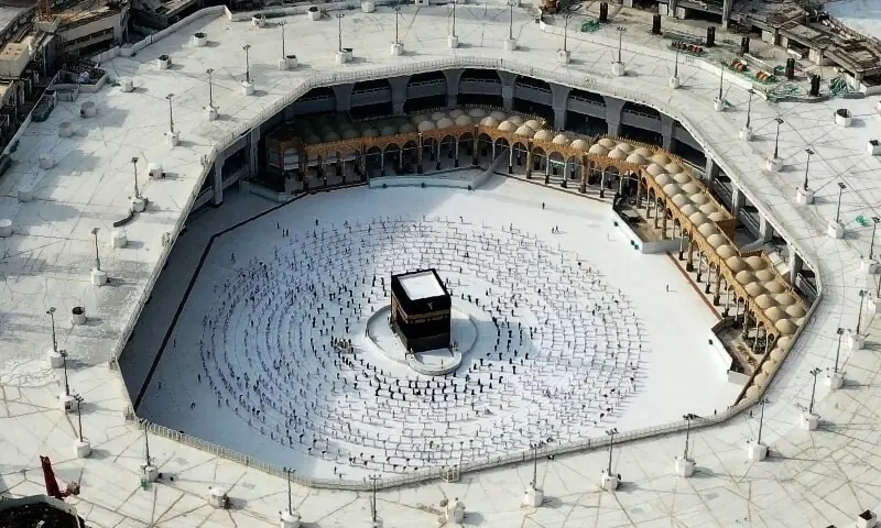 This file aerial view taken on July 31, 2020, shows pilgrims circumambulating (Tawaf Al-Ifada) around the Kaaba, in the Grand Mosque in Saudi Arabia's holy city of Makkah. &mdash; AFP/File