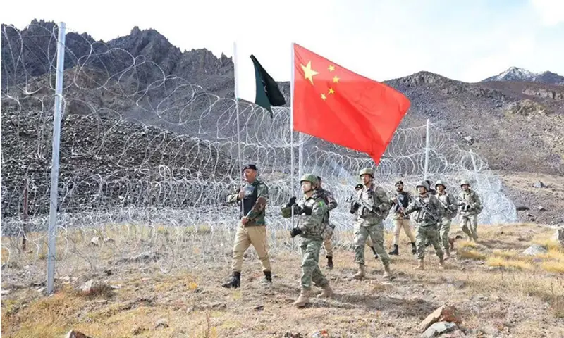 Mantika Pass (Gilgit-Baltistan): Personnel from GB police and Chinese security forces take part in the ‘world’s highest joint patrolling exercise’, near Khunjerab top.—Courtesy GB police Mantika Pass (Gilgit-Baltistan): Personnel from GB police and Chinese security forces take part in the ‘world’s highest joint patrolling exercise’, near Khunjerab top.—Courtesy GB police