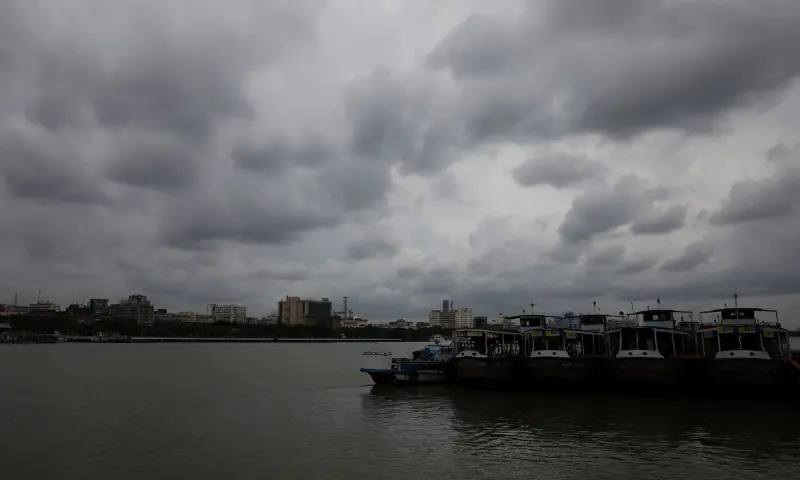Clouds cover the skies over the river Ganges ahead of Cyclone Amphan, in Kolkata, India on May 19, 2020. &mdash; Reuters/File