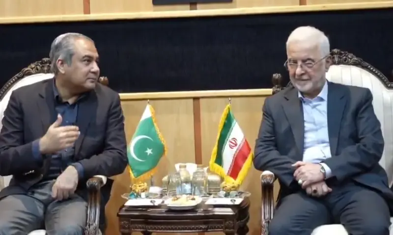 Interior Minister Mohsin Naqvi meets with his Iranian counterpart Eskandar Momeni in Tehran, Iran on September 27. — screengrab via MOIofficialGoP Interior Minister Mohsin Naqvi meets with his Iranian counterpart Eskandar Momeni in Tehran, Iran on September 27. — screengrab via MOIofficialGoP