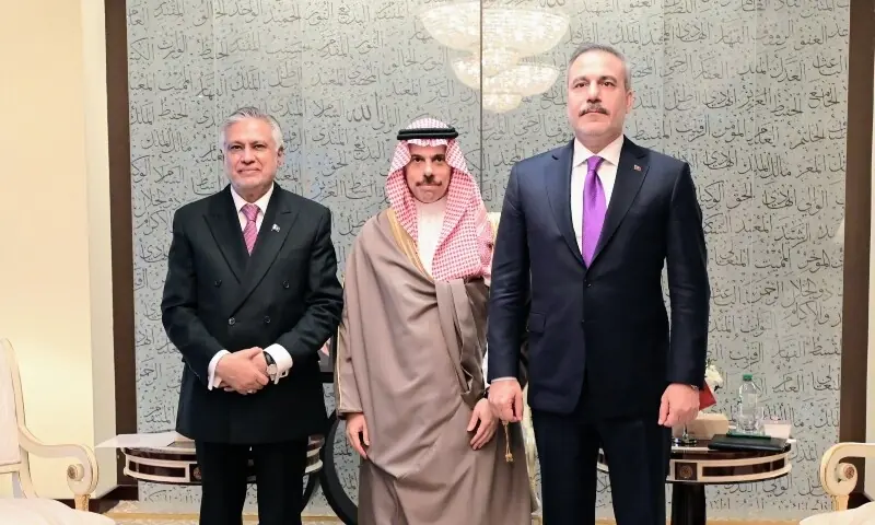 Deputy Prime Minister and Foreign Minister Ishaq Dar, Saudi Arabia&rsquo;s Foreign Minister Prince Faisal bin Farhan and Turkiye&rsquo;s Foreign Minister Hakan Fidan meet at the sidelines of the UNGA in New York. &mdash; Photo via X/@MIshaqDar50