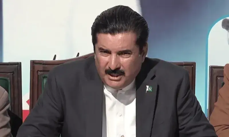 Khyber Pakhtunkhwa Governor Faisal Karim Kundi speaks to the media on January 23, 2025. — DawnNewsTV/File Khyber Pakhtunkhwa Governor Faisal Karim Kundi speaks to the media on January 23, 2025. — DawnNewsTV/File