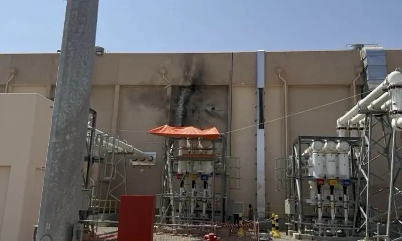 The strike took one power transformer out of service but did not affect the electricity network. &mdash; Saudi Gazette