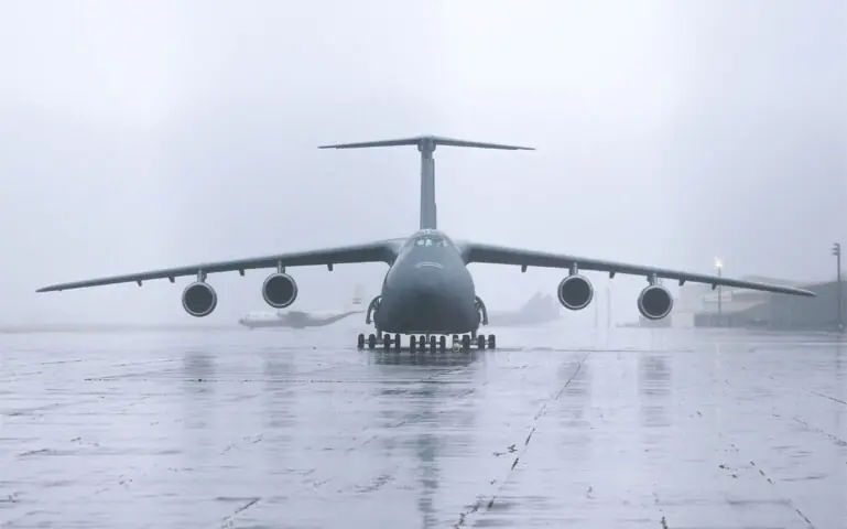 A US military plane sits on the tarmac of an air base in Portugal’s Terceira island.—Reuters A US military plane sits on the tarmac of an air base in Portugal’s Terceira island.—Reuters