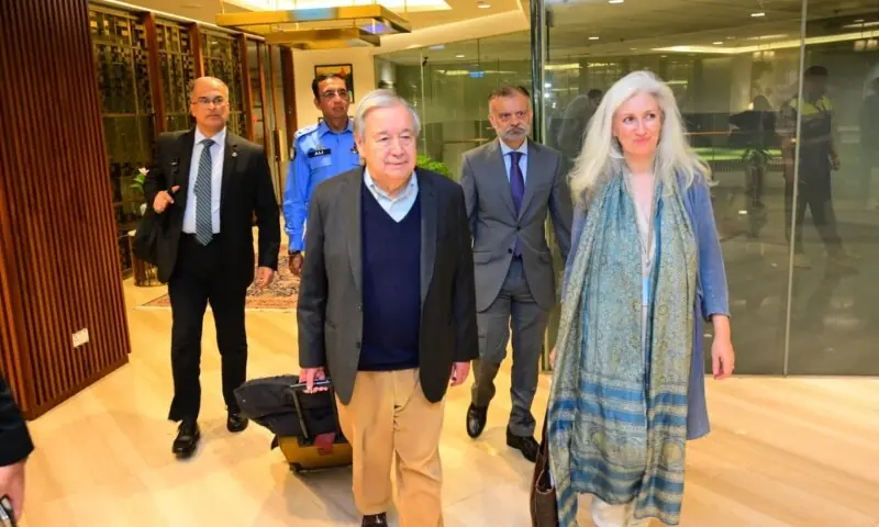 United Nations Secretary-General António Guterres arrives in Islamabad on Oct 6. --- Photo via Foreign Office United Nations Secretary-General António Guterres arrives in Islamabad on Oct 6. --- Photo via Foreign Office