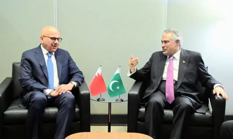 Deputy Prime Minister and Foreign Minister Ishaq Dar met Bahrain’s Foreign Minister Dr Abdullatif bin Rashid Al Zayani in New York on Sep 25. —@ForeignOfficePk/X/File Deputy Prime Minister and Foreign Minister Ishaq Dar met Bahrain’s Foreign Minister Dr Abdullatif bin Rashid Al Zayani in New York on Sep 25. —@ForeignOfficePk/X/File