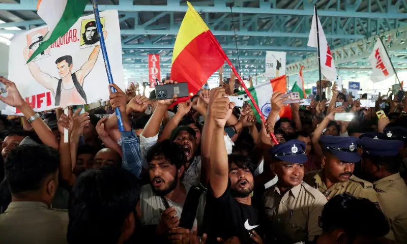 Supporters of Cockroach Janta Party (CJP) attend a protest demanding the resignation of India's Chief Election Commissioner Gyanesh Kumar, in Bengaluru, India, October 8, 2026. — Reuters Supporters of Cockroach Janta Party (CJP) attend a protest demanding the resignation of India's Chief Election Commissioner Gyanesh Kumar, in Bengaluru, India, October 8, 2026. — Reuters