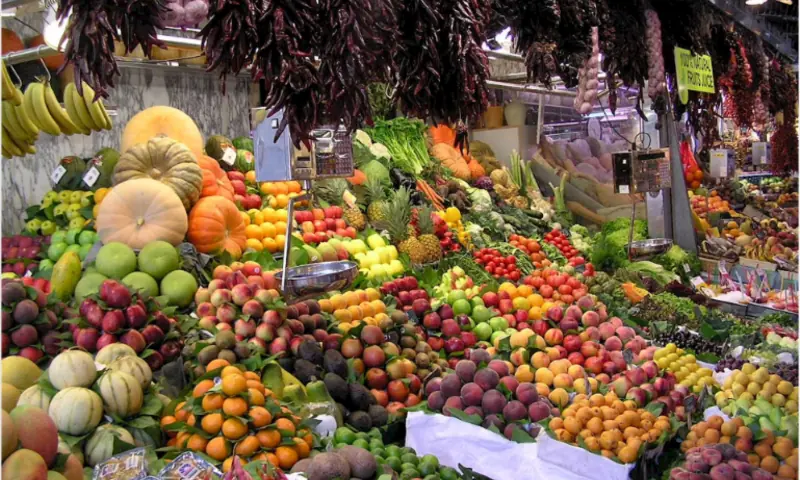 Food items in a local Pakistani market. — Photo via APP/File Food items in a local Pakistani market. — Photo via APP/File