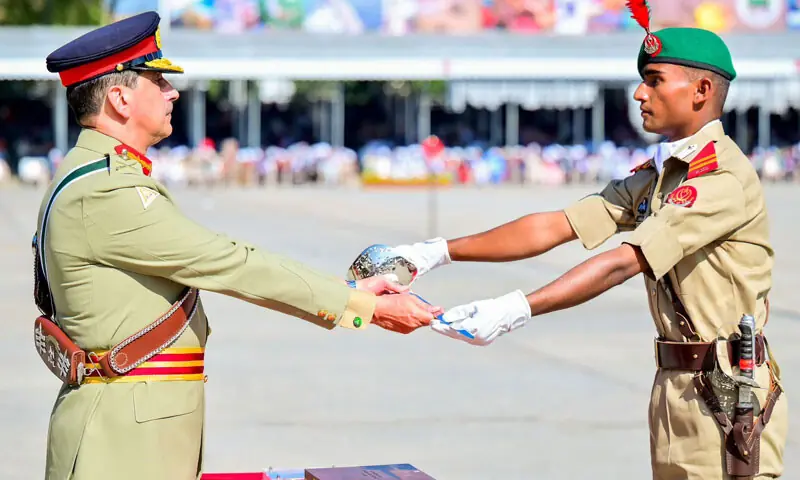 CNSC Gen Aamer Raza awards the Sword of Honour to the top-performing cadet.—Online CNSC Gen Aamer Raza awards the Sword of Honour to the top-performing cadet.—Online