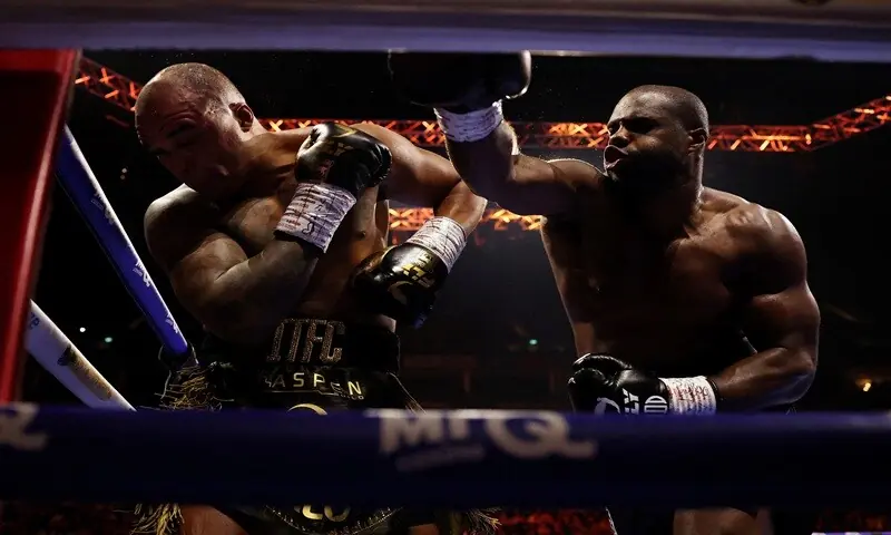 Britain's Daniel Dubois (R) in action with compatriot Fabio Wardley during their WBO world heavyweight title fight at the O2 Arena in London, Britain, on October 17, 2026. &mdash;Reuters