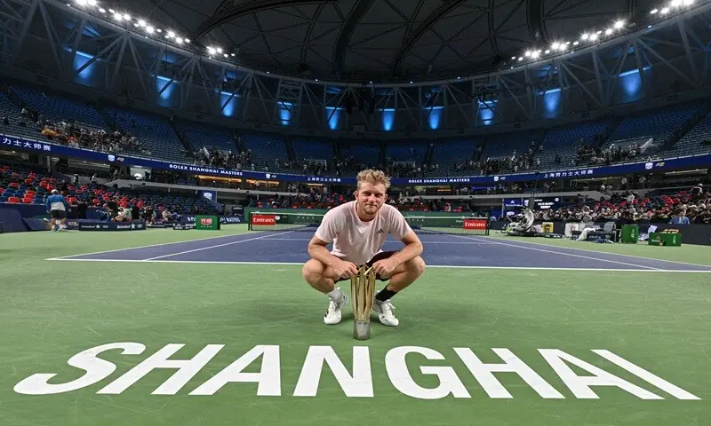 Spain's Alejandro Davidovich Fokina poses with the Shanghai Masters trophy after beating compatriot Rafael Jodar in the final at the Qizhong Forest Sports City Arena in Shanghai, China, on October 18, 2026. —AFP Spain's Alejandro Davidovich Fokina poses with the Shanghai Masters trophy after beating compatriot Rafael Jodar in the final at the Qizhong Forest Sports City Arena in Shanghai, China, on October 18, 2026. —AFP