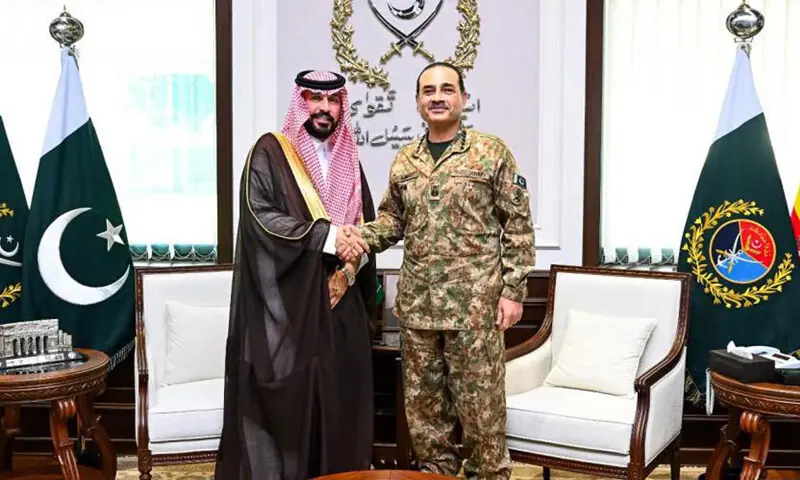 New Saudi envoy Dr Rajeh Tami Albugamy calls on Field Marshal Syed Asim Munir at GHQ.&mdash;APP