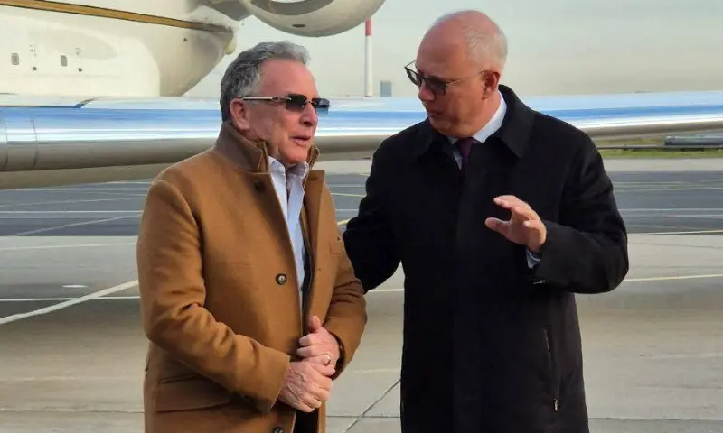 Russian presidential envoy greets US special envoy Steve Witkoff upon his arrival at Pulkovo Airport in Saint Petersburg, Russia, October 21, 2026. — Reuters Russian presidential envoy greets US special envoy Steve Witkoff upon his arrival at Pulkovo Airport in Saint Petersburg, Russia, October 21, 2026. — Reuters