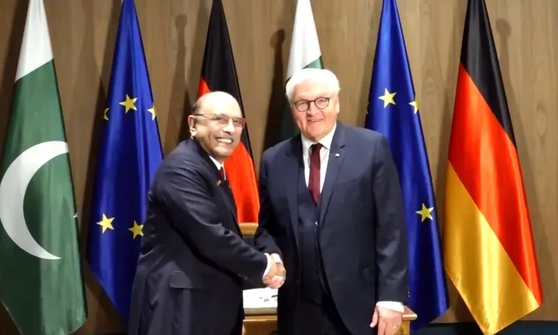 President Asif Ali Zardari shakes hands with German President Frank-Walter Steinmeier in Berlin on Oct 23. &mdash; PresOfPakistan/X