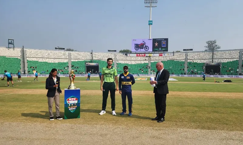 Pakistan and Sri Lanka captains Shaheen Shah Afridi and Kusal Mendis pictured during the toss for the One-day International tri-nation series final at the Gaddafi Stadium, Lahore on Saturday, October 31, 2026. --Courtesy PCB Pakistan and Sri Lanka captains Shaheen Shah Afridi and Kusal Mendis pictured during the toss for the One-day International tri-nation series final at the Gaddafi Stadium, Lahore on Saturday, October 31, 2026. --Courtesy PCB