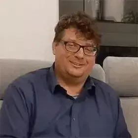 Magnus Marsden